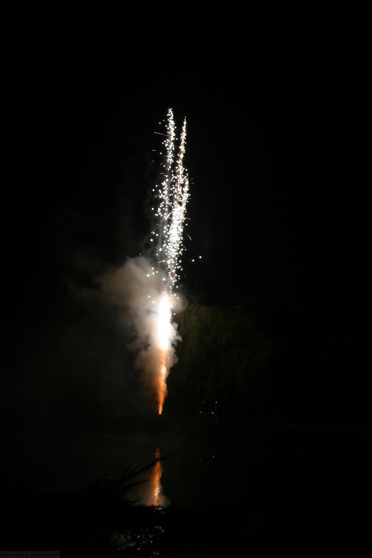 061104_8639 Wolfson College Firework